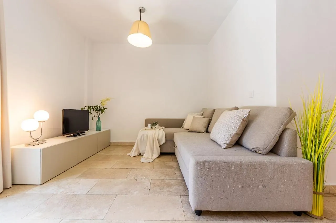 Apartment Encantador Piso Cerca Del Mar Tarragona Spain